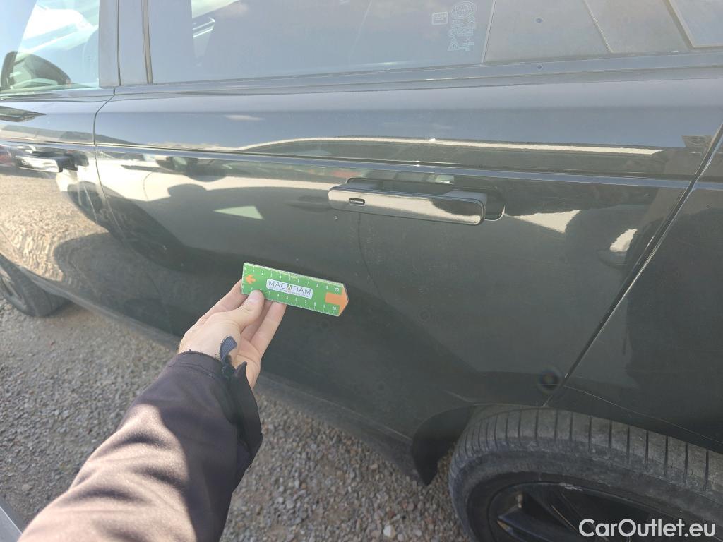  Land Rover  Range Rover LAND ROVER  Velar / 2017 / 5P / todoterreno 2.0D D240 R-Dynamic S 4WD Auto #25