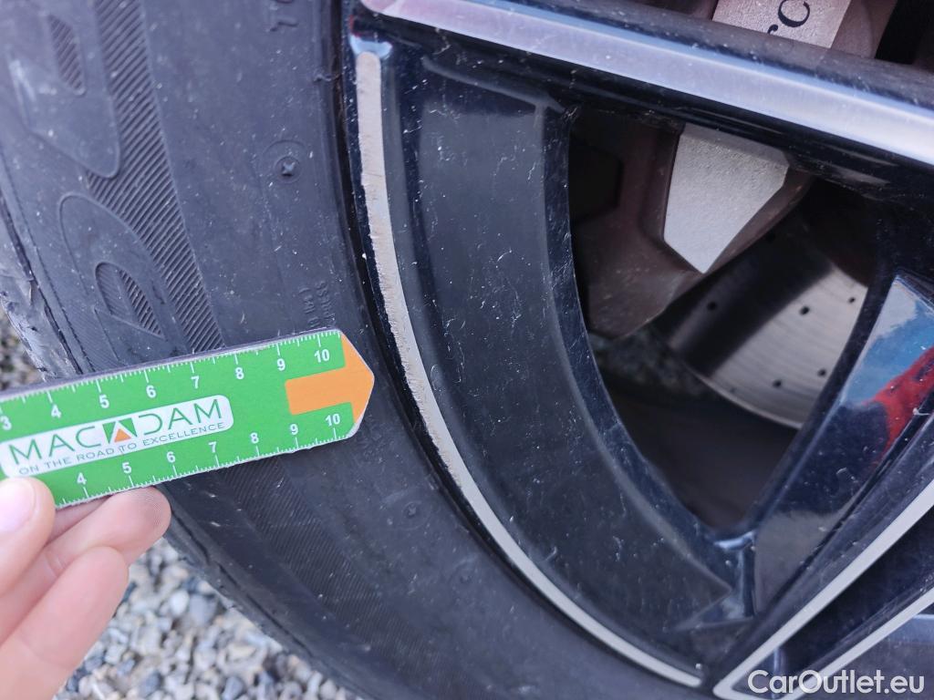  Mercedes  G-Klasee MERCEDES-BENZ GLC Coupé / 2019 / 5P / coupé GLC 220 d 4MATIC #3