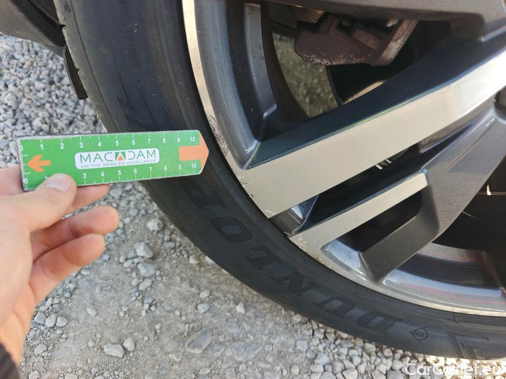  Peugeot  3008 PEUGEOT  Hybrid / 2020 / 5P / todoterreno 225 e-EAT8 Allure #19