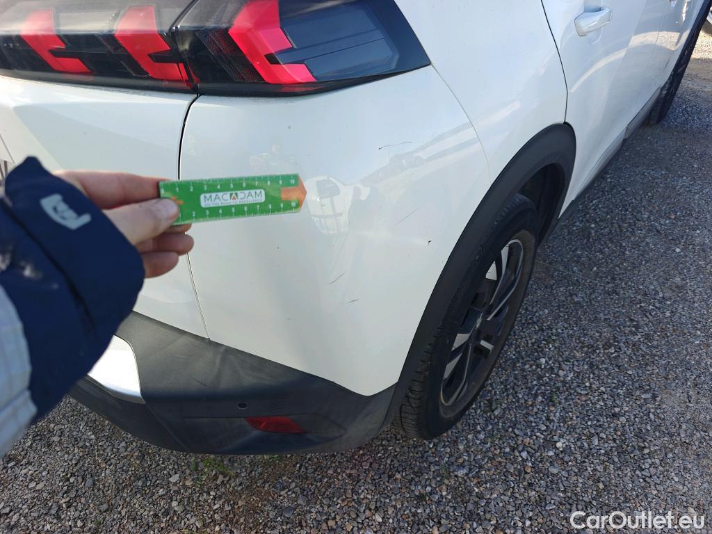  Peugeot  2008 PEUGEOT  / 2019 / 5P / todoterreno Allure BlueHDI 100 S&S BVM6 #12