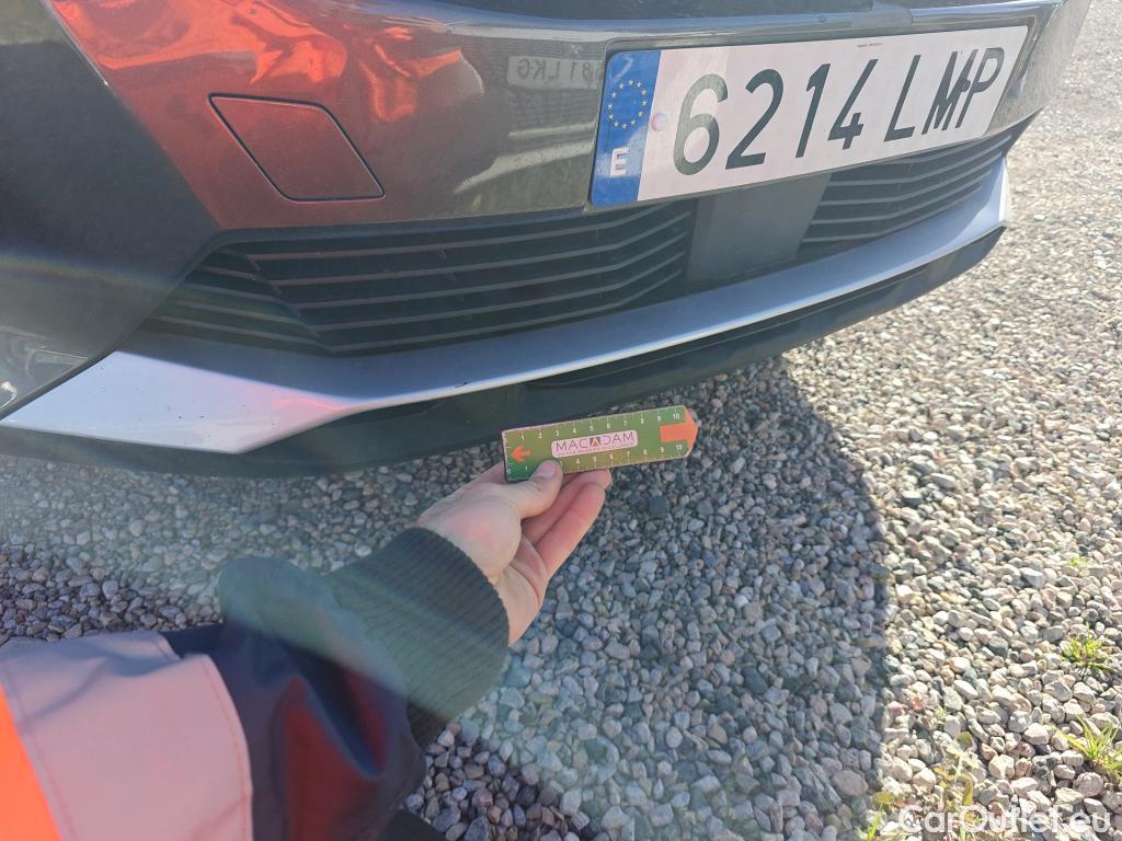  Peugeot  3008 PEUGEOT  Hybrid / 2020 / 5P / todoterreno 225 e-EAT8 Allure #60