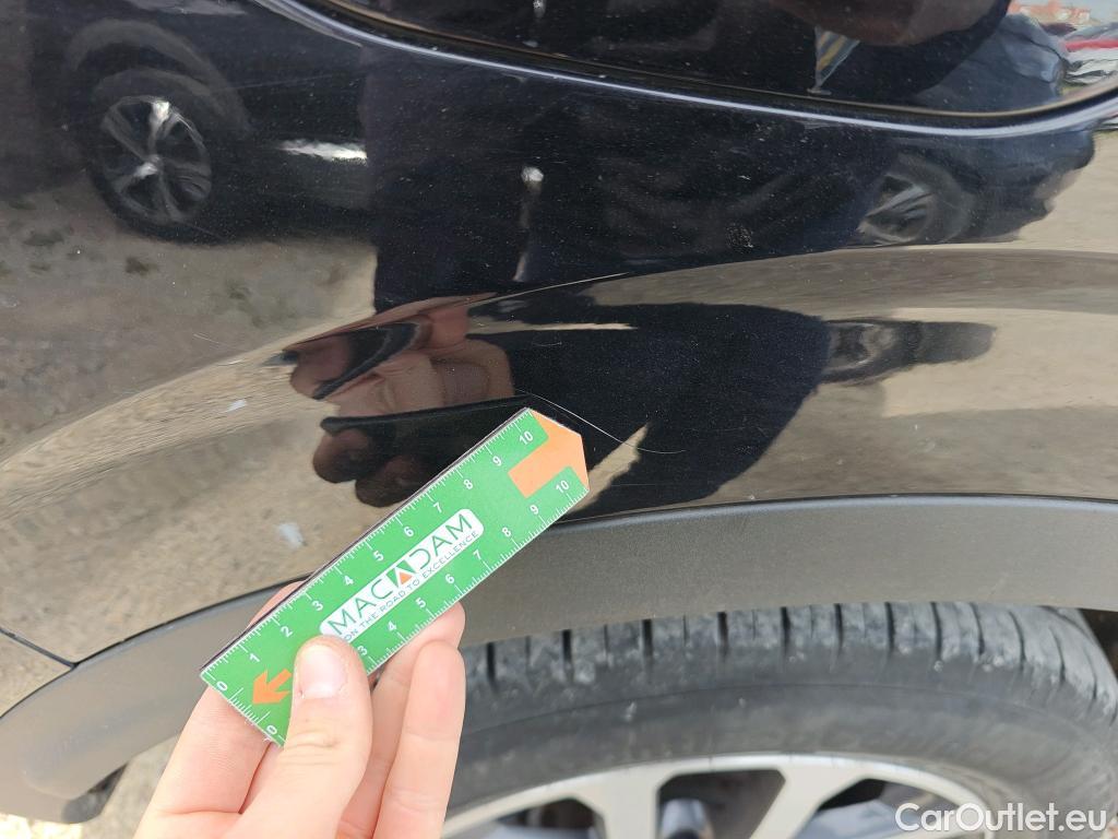  Renault  Kadjar RENAULT  / 2019 / 5P / crossover Zen GPF TCe 103kW (140CV) EDC (AC) #16