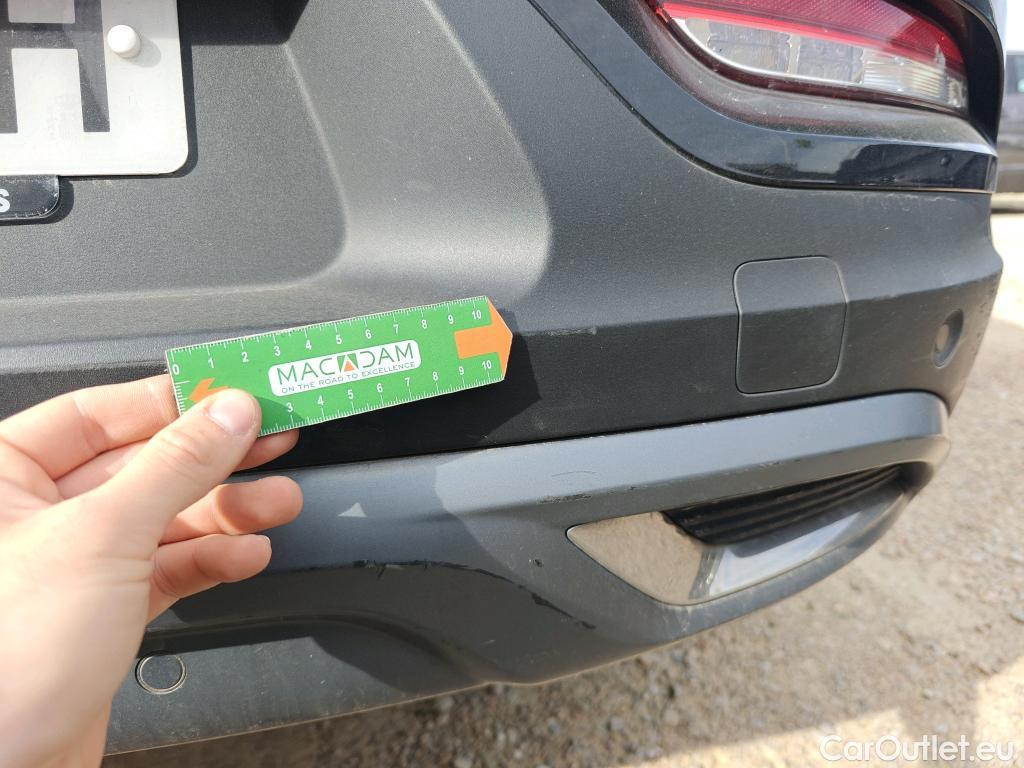  Renault  Kadjar RENAULT  / 2019 / 5P / crossover Zen GPF TCe 103kW (140CV) EDC (AC) #47