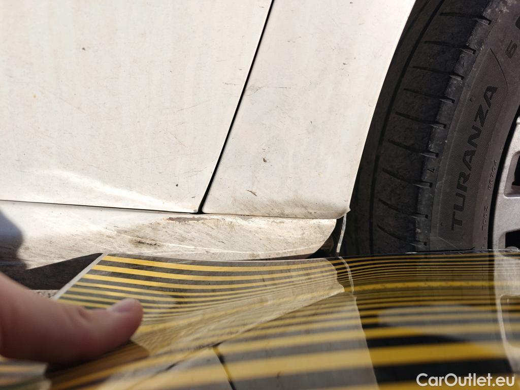  Peugeot  208 PEUGEOT  / 2019 / 5P / berlina con portón BlueHDi 73kW (100CV) Active Pack (AC) #10