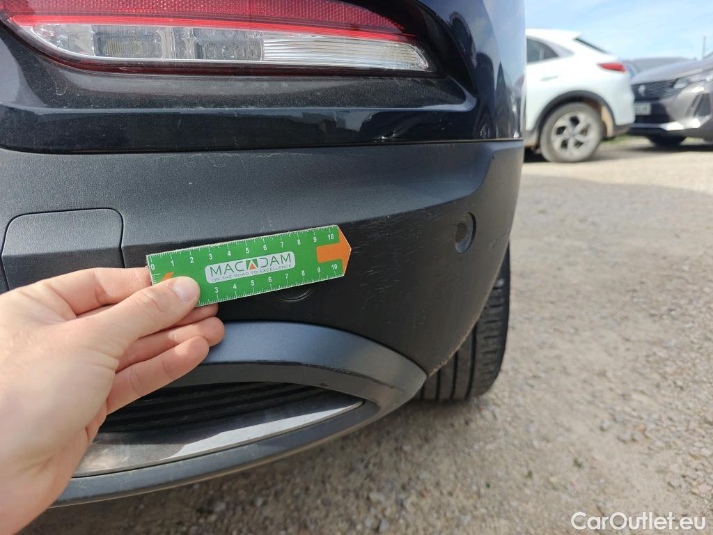  Renault  Kadjar RENAULT  / 2019 / 5P / crossover Zen GPF TCe 103kW (140CV) EDC (AC) #46