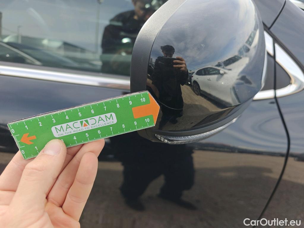  Renault  Kadjar RENAULT  / 2019 / 5P / crossover Zen GPF TCe 103kW (140CV) EDC (AC) #61