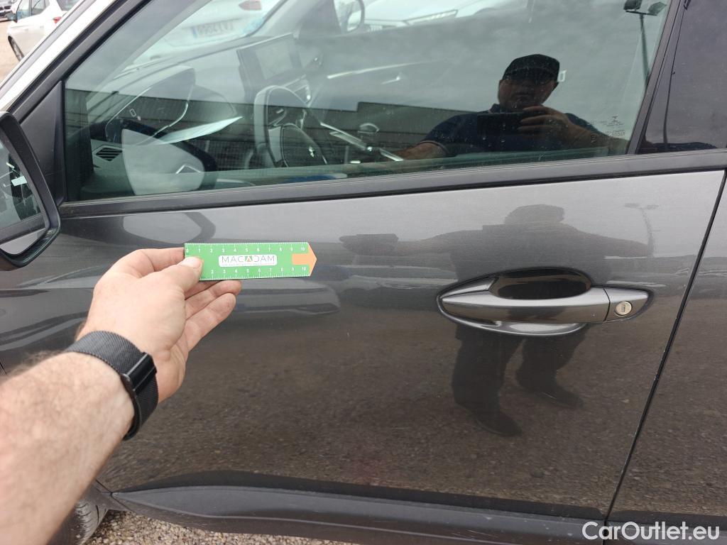  Peugeot  3008 PEUGEOT  / 2020 / 5P / todoterreno 1.5 BlueHDi 96kW (130CV) S&S Active Pack (AC3) #3