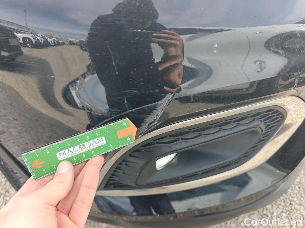  Renault  Kadjar RENAULT  / 2019 / 5P / crossover Zen GPF TCe 103kW (140CV) EDC (AC) #24