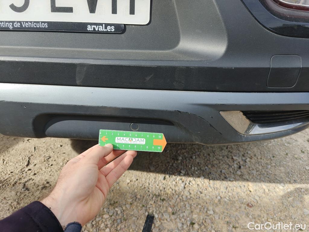  Renault  Kadjar RENAULT  / 2019 / 5P / crossover Zen GPF TCe 103kW (140CV) EDC (AC) #33