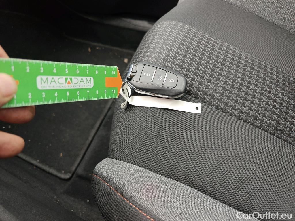  Peugeot  3008 PEUGEOT  / 2020 / 5P / todoterreno 1.5 BlueHDi 96kW (130CV) S&S Active Pack (AC3) #1