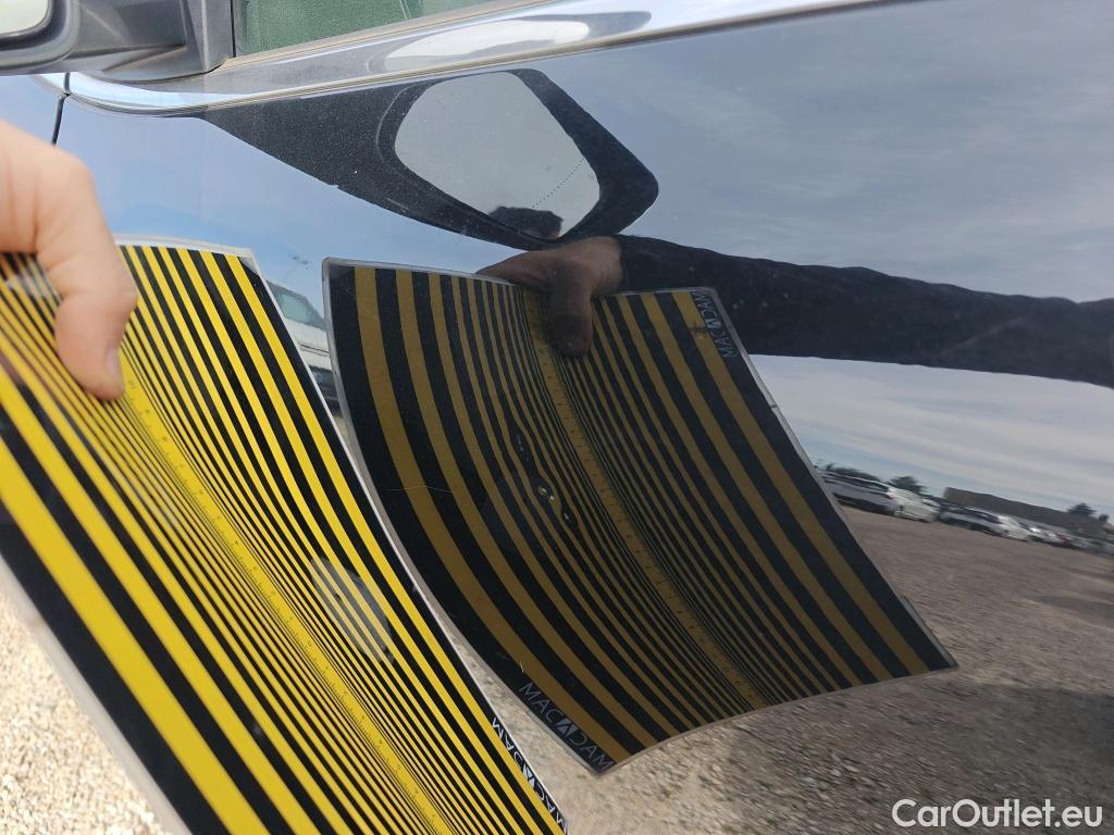  Renault  Kadjar RENAULT  / 2019 / 5P / crossover Zen GPF TCe 103kW (140CV) EDC (AC) #9