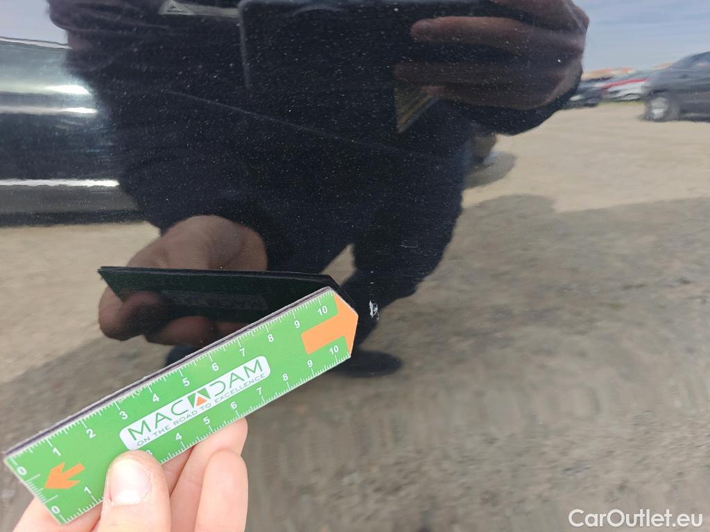  Renault  Kadjar RENAULT  / 2019 / 5P / crossover Zen GPF TCe 103kW (140CV) EDC (AC) #22