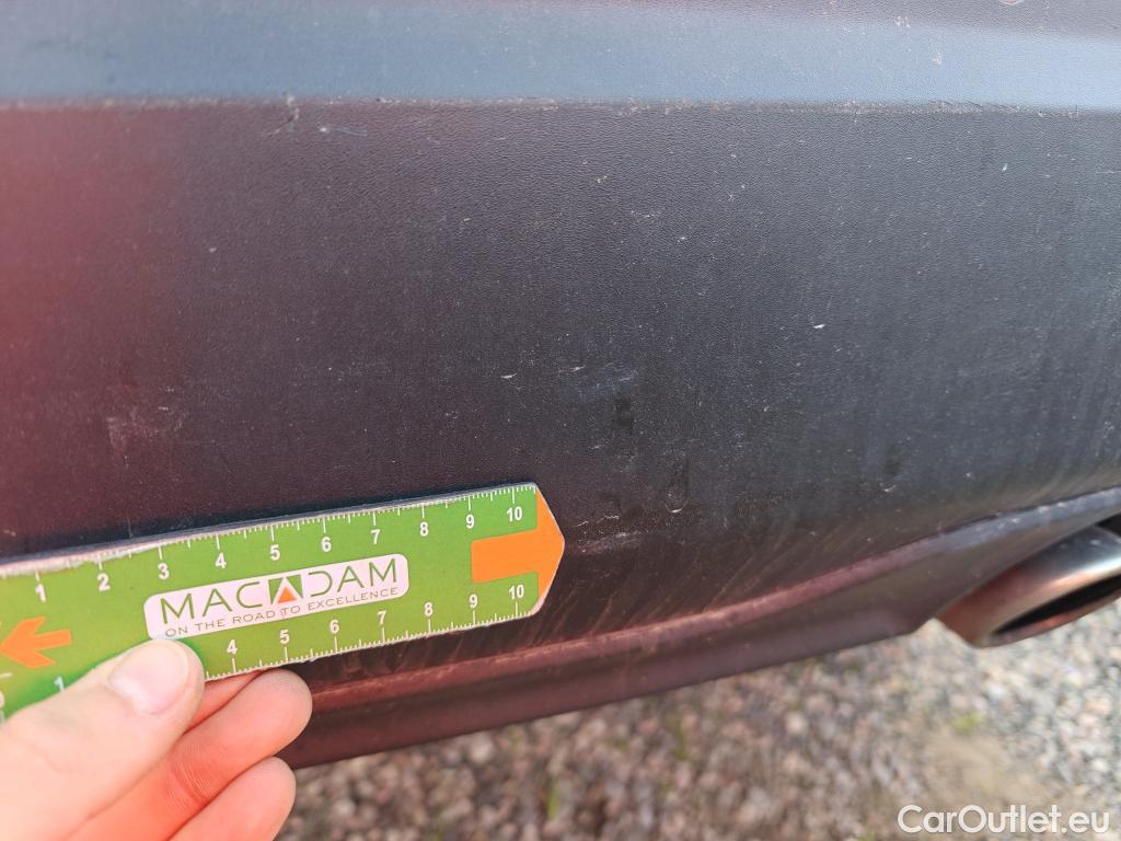  Peugeot  2008 PEUGEOT  / 2019 / 5P / todoterreno Allure Pack BlueHDI 81kW (110CV) (AC) #26