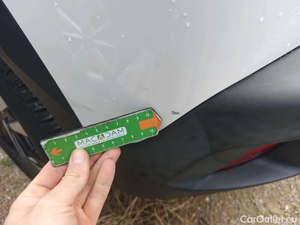  Peugeot  2008 PEUGEOT  / 2019 / 5P / todoterreno Allure BlueHDI 81kW (110CV) #55