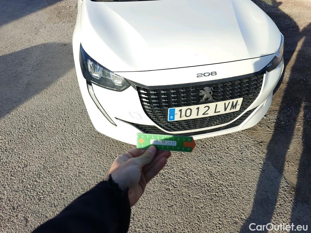  Peugeot  208 PEUGEOT  / 2019 / 5P / berlina con portón BlueHDi 73kW (100CV) Active Pack (AC) #33