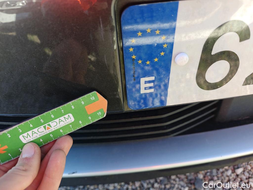  Peugeot  3008 PEUGEOT  Hybrid / 2020 / 5P / todoterreno 225 e-EAT8 Allure #49