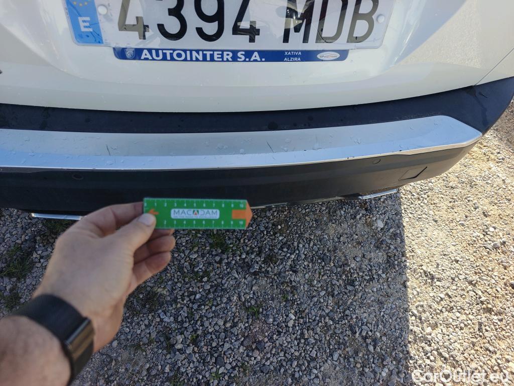  Peugeot  2008 PEUGEOT  / 2019 / 5P / todoterreno Allure Puretech 130 S&S EAT8 #8