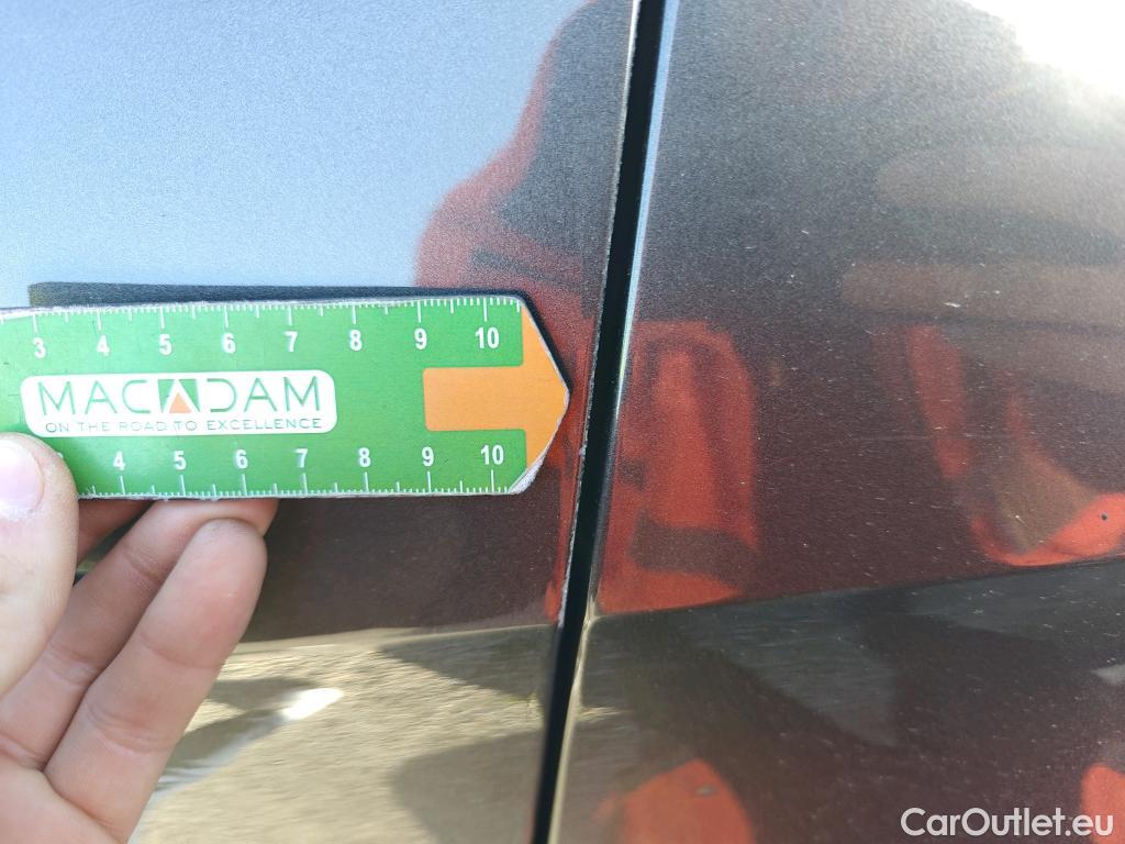  Peugeot  3008 PEUGEOT  Hybrid / 2020 / 5P / todoterreno 225 e-EAT8 Allure #29