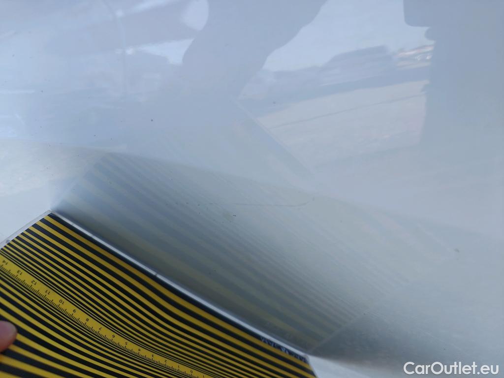  Peugeot  208 PEUGEOT  / 2019 / 5P / berlina con portón BlueHDi 73kW (100CV) Active Pack (AC) #22