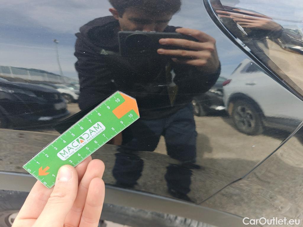  Renault  Kadjar RENAULT  / 2019 / 5P / crossover Zen GPF TCe 103kW (140CV) EDC (AC) #63