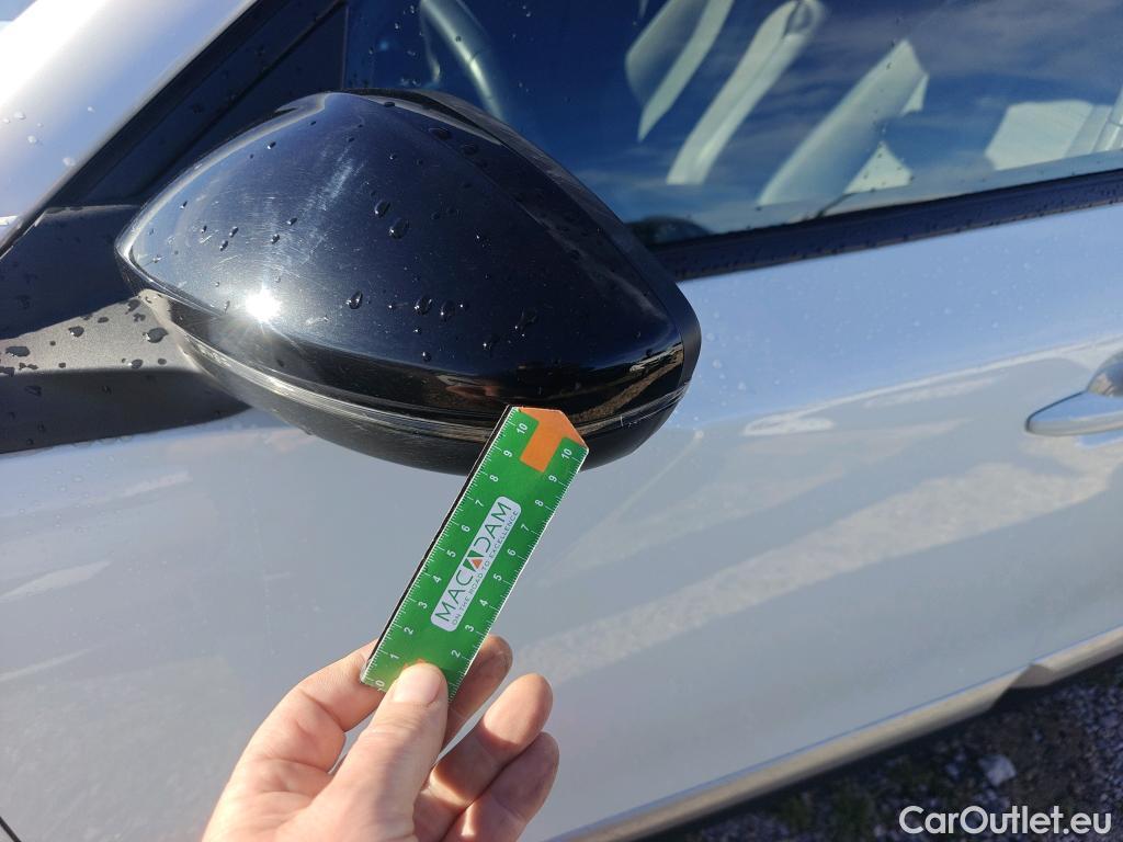  Peugeot  2008 PEUGEOT  / 2019 / 5P / todoterreno Allure Puretech 130 S&S EAT8 #15