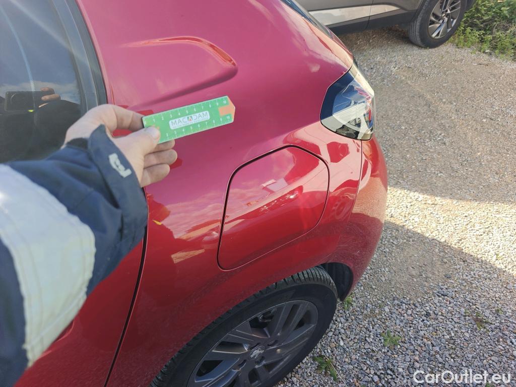  Peugeot  208 PEUGEOT  / 2019 / 5P / berlina con portón PureTech 73kW (100CV) Active Pack #30