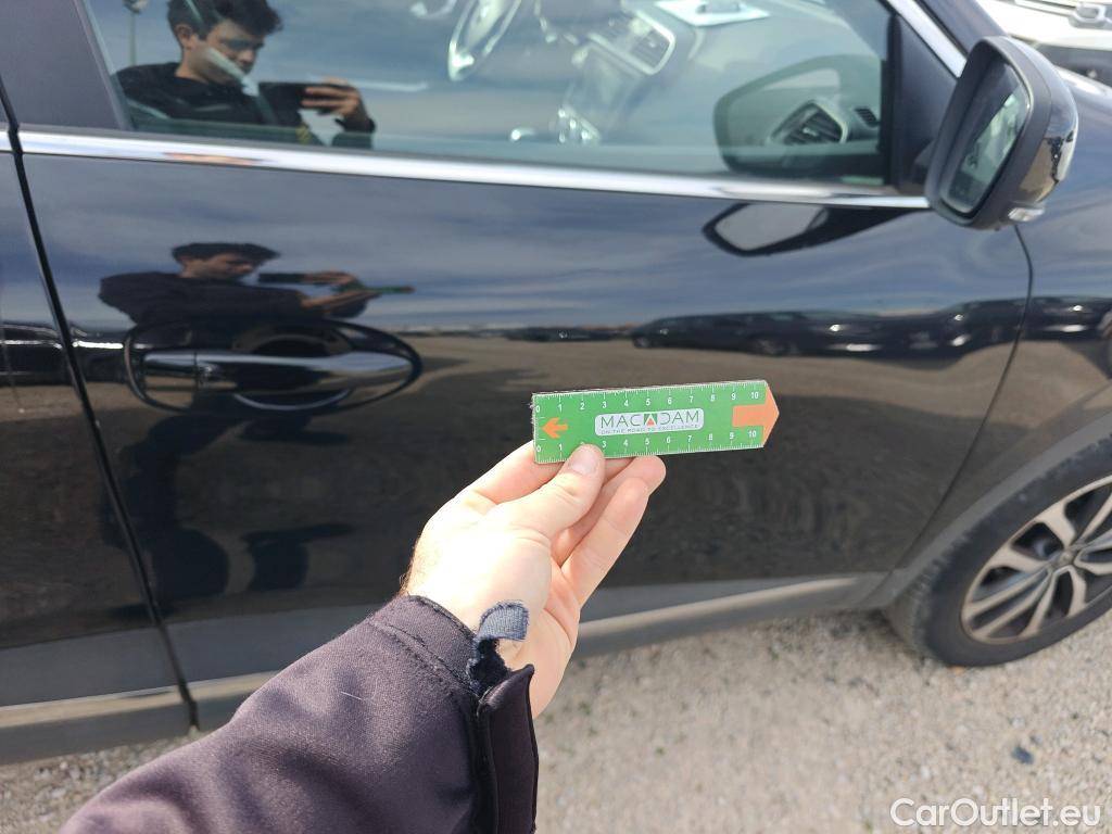  Renault  Kadjar RENAULT  / 2019 / 5P / crossover Zen GPF TCe 103kW (140CV) EDC (AC) #50