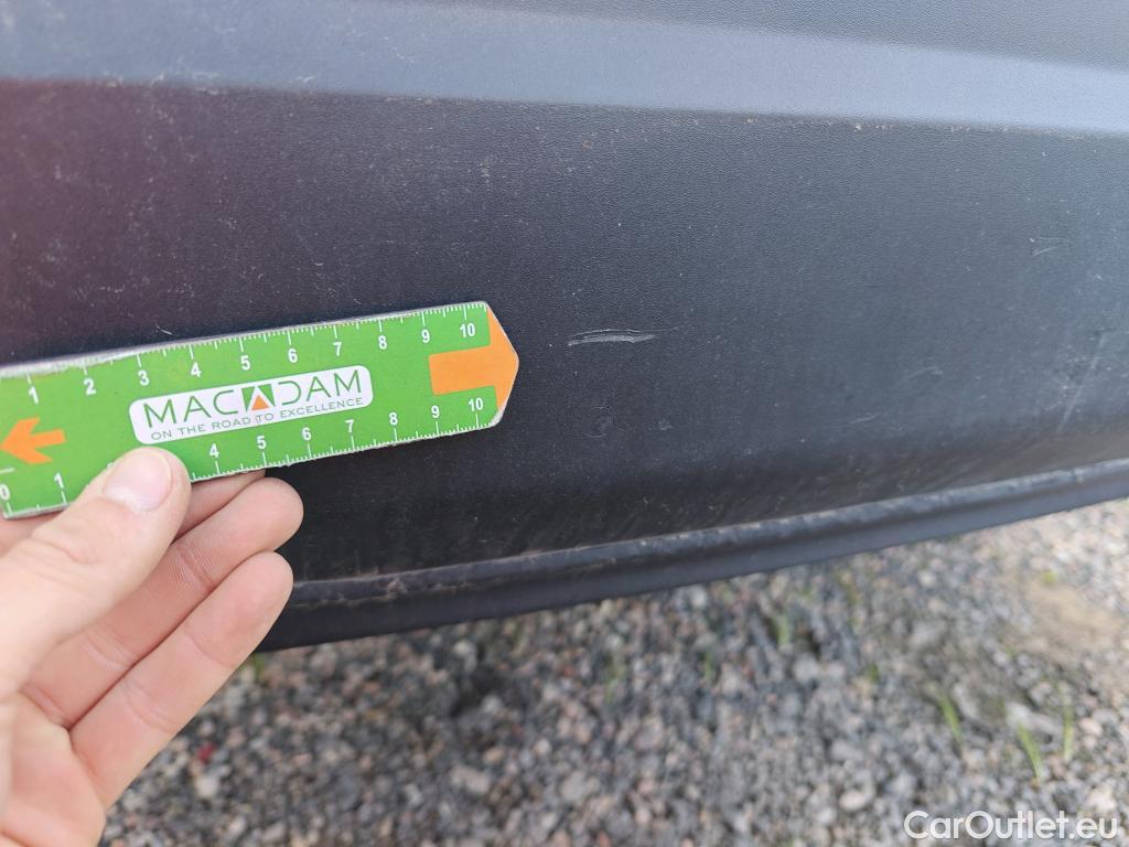  Peugeot  2008 PEUGEOT  / 2019 / 5P / todoterreno Allure Pack BlueHDI 81kW (110CV) (AC) #25