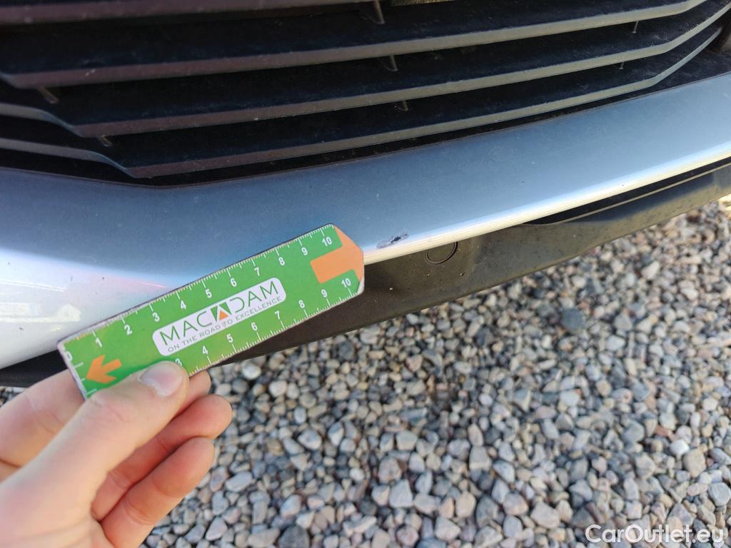  Peugeot  3008 PEUGEOT  Hybrid / 2020 / 5P / todoterreno 225 e-EAT8 Allure #61