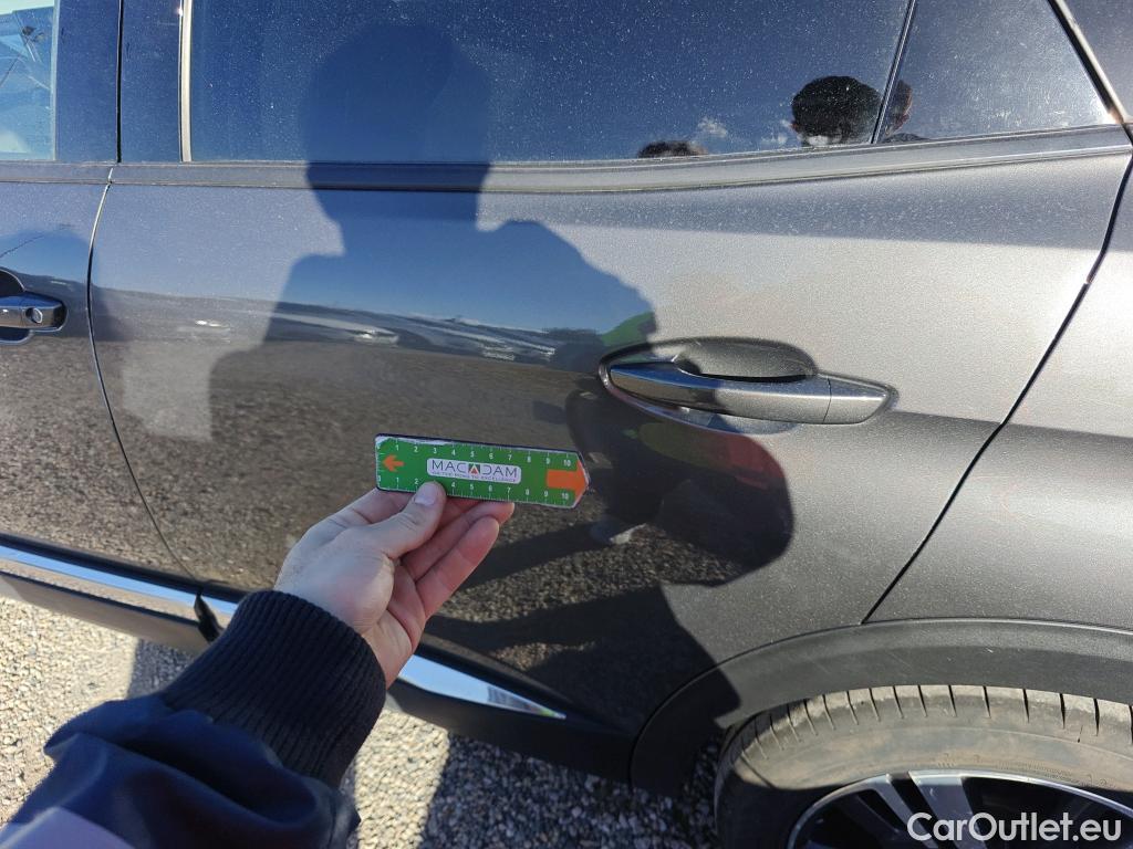  Peugeot  3008 PEUGEOT  Hybrid / 2020 / 5P / todoterreno 225 e-EAT8 Allure #26