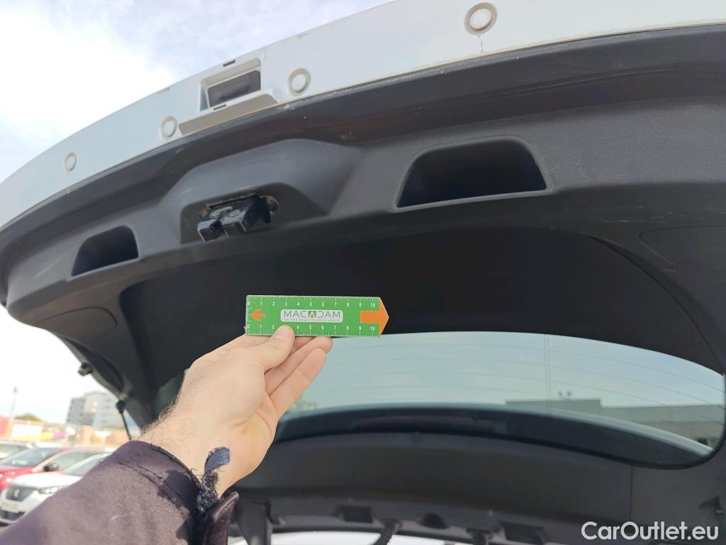  Renault  Megane RENAULT Mégane / 2020 / 5P / berlina con portón Equilibre Blue dCi 85 kW (115CV)-SS #12