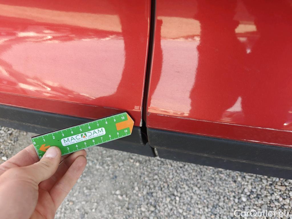  Volvo  XC 40 VOLVO XC40 / 2017 / 5P / todoterreno 1.5 T3 Business Plus Auto #13