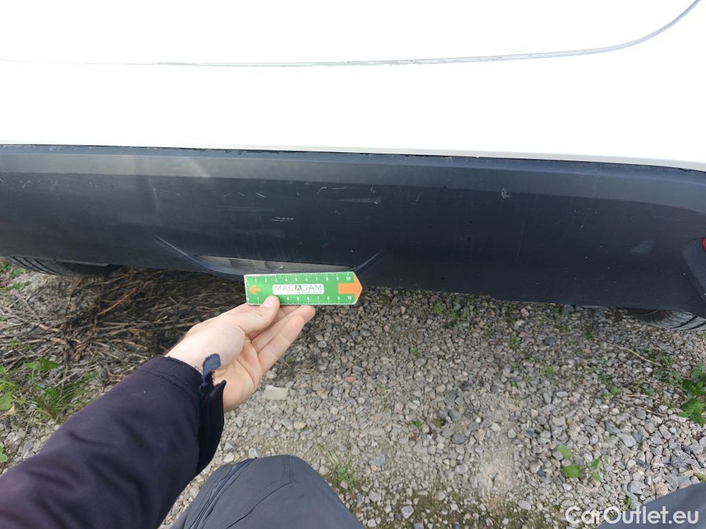  Toyota  Yaris TOYOTA  / 2020 / 5P / berlina con portón 1.5 120H Active Tech #19