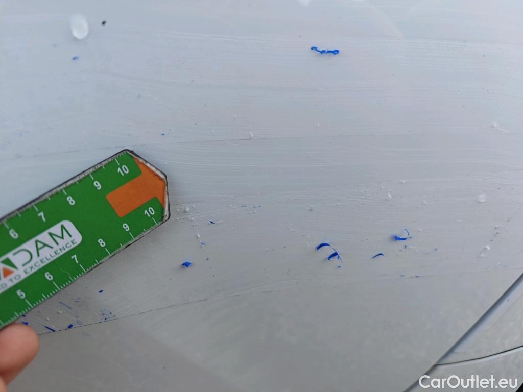  Toyota  Yaris TOYOTA  / 2020 / 5P / berlina con portón 1.5 120H Active Tech #34