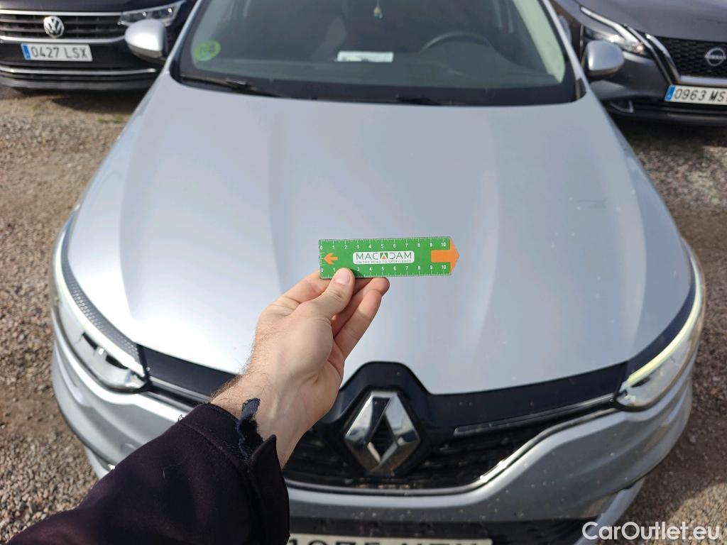  Renault  Megane RENAULT Mégane / 2020 / 5P / berlina con portón Equilibre Blue dCi 85 kW (115CV)-SS #40