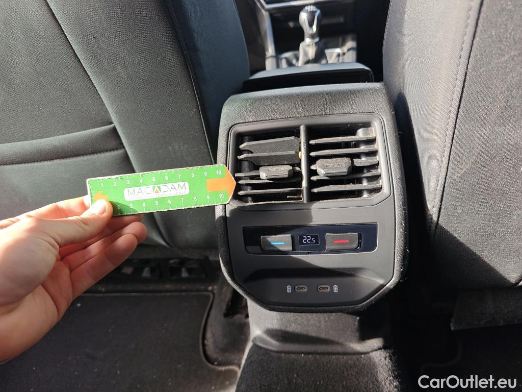  Land Rover  Discovery SEAT Nuevo León / 2020 / 5P / berlina con portón 2.0 TDI 85kW S&S Style Go(SP) #82