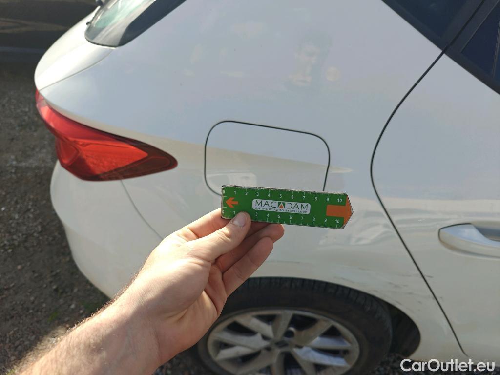  Land Rover  Discovery SEAT Nuevo León / 2020 / 5P / berlina con portón 2.0 TDI 85kW S&S Style Go(SP) #3