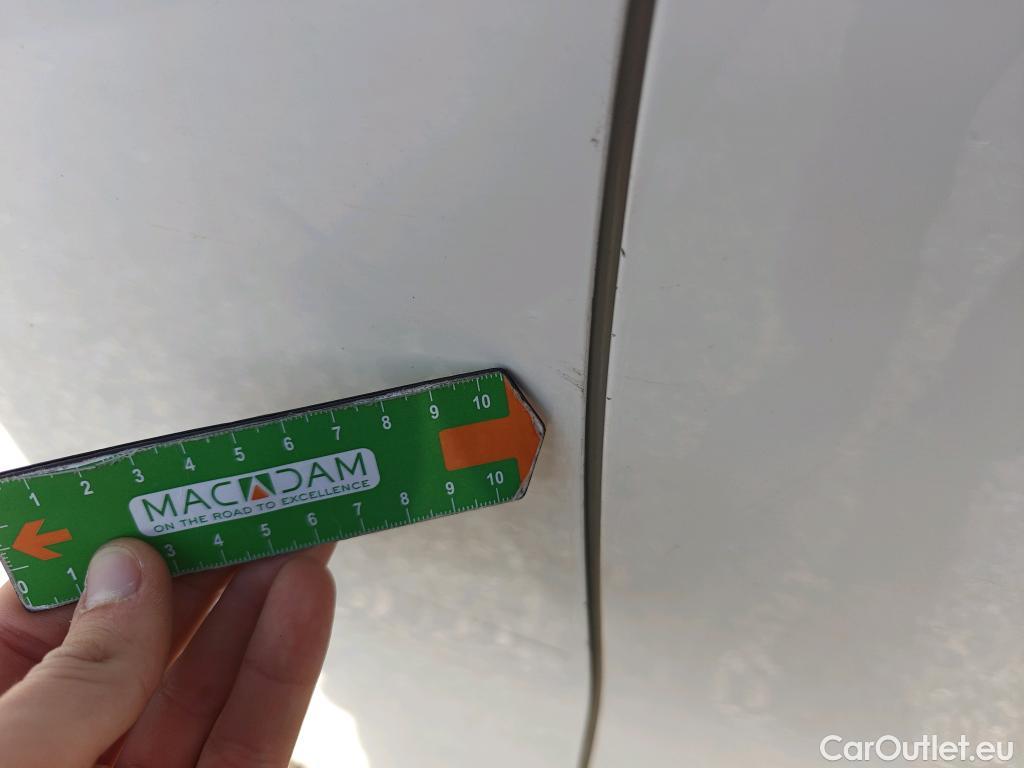  Land Rover  Discovery SEAT Nuevo León / 2020 / 5P / berlina con portón 2.0 TDI 85kW S&S Style Go(SP) #32