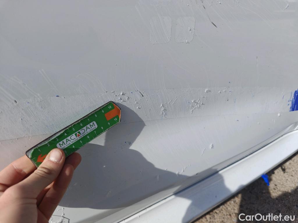  Toyota  Yaris TOYOTA  / 2020 / 5P / berlina con portón 1.5 120H Active Tech #15