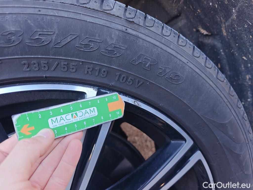  Volvo  XC60 VOLVO  / 2017 / 5P / todoterreno 2.0 T4 Inscription Auto #9