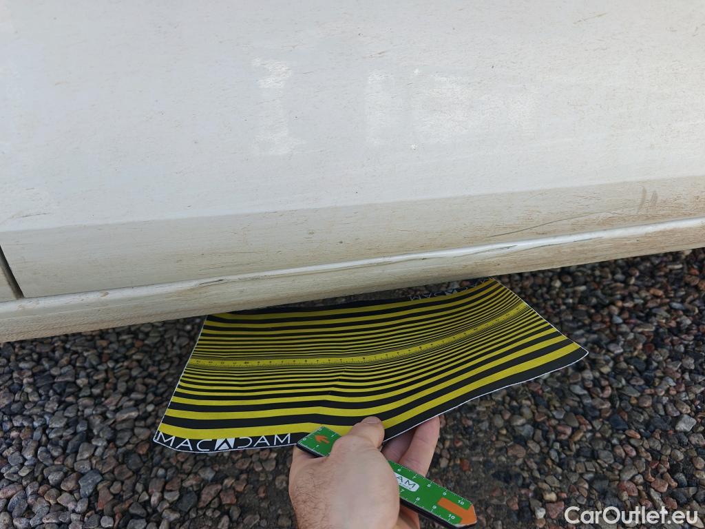  Land Rover  Discovery SEAT Nuevo León / 2020 / 5P / berlina con portón 2.0 TDI 85kW S&S Style Go(SP) #14