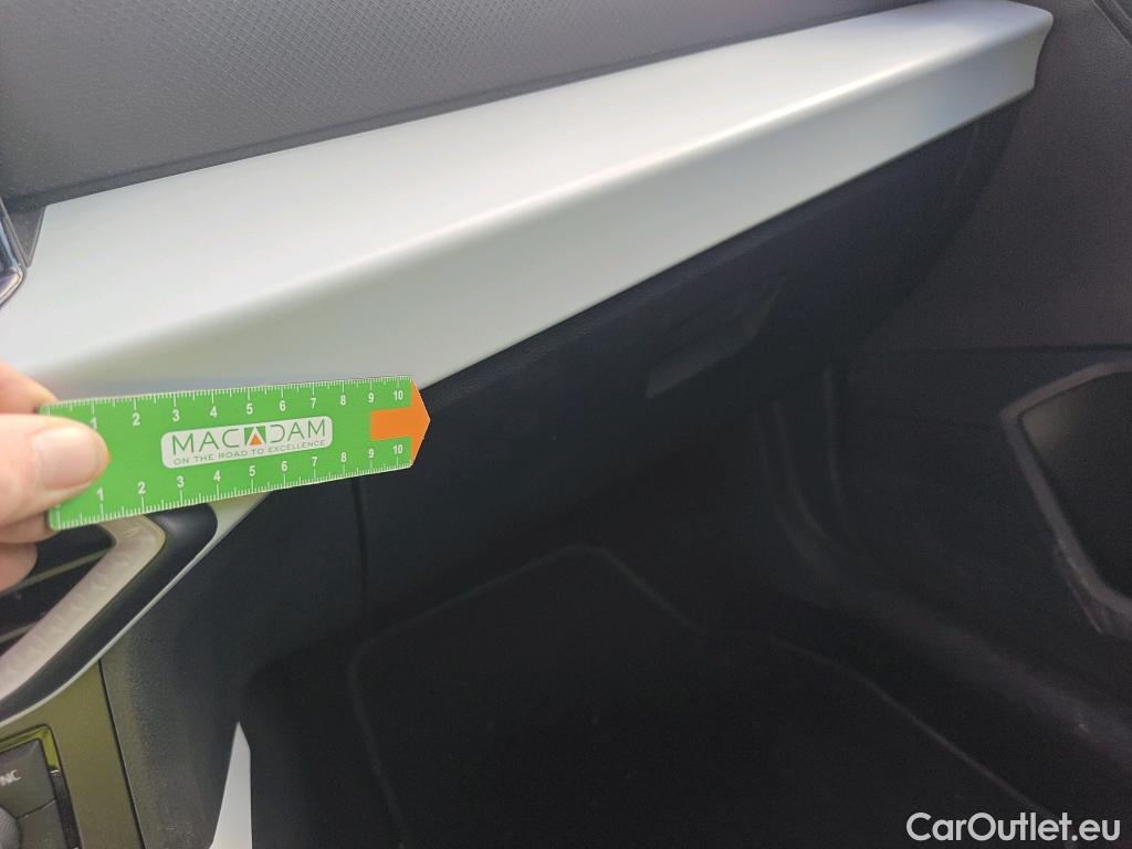  Seat  Arona SEAT  / 2021 / 5P / todoterreno 1.0 TSI 81kW (110CV) Style XL(SP) #3