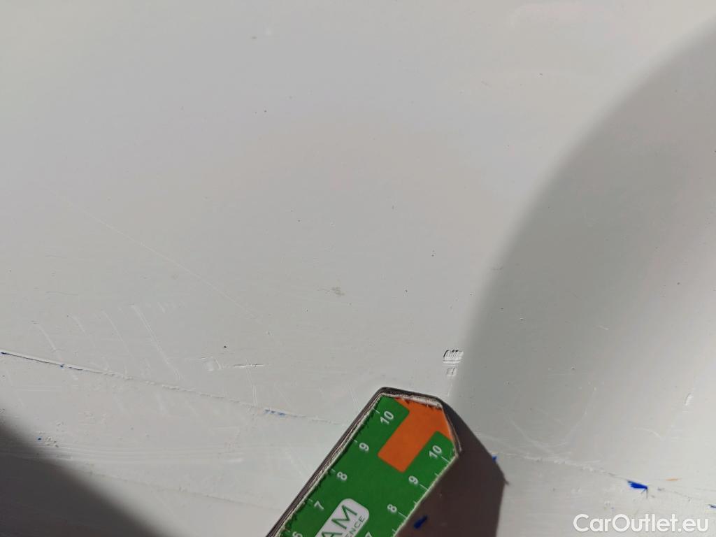  Toyota  Yaris TOYOTA  / 2020 / 5P / berlina con portón 1.5 120H Active Tech #34