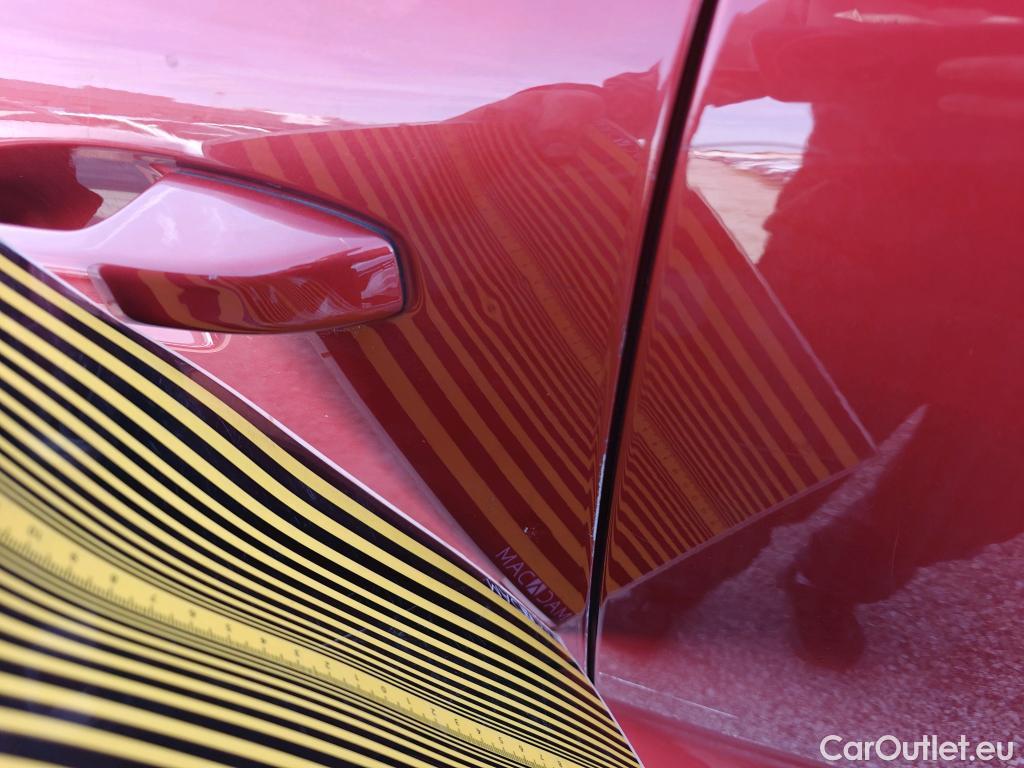  Volvo  XC 40 VOLVO XC40 / 2017 / 5P / todoterreno 1.5 T3 Business Plus Auto #11