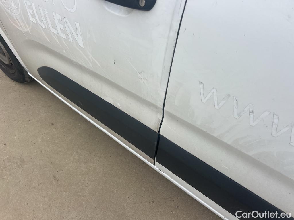  Citroen  Berlingo CITROEN  / 2018 / 3P / furgón derivado de turismo Talla M BlueHDi 100 CONTROL #1