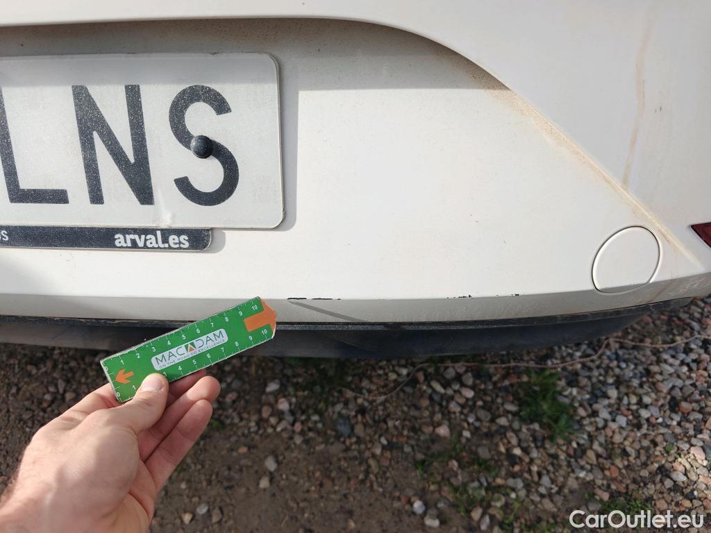  Land Rover  Discovery SEAT Nuevo León / 2020 / 5P / berlina con portón 2.0 TDI 85kW S&S Style Go(SP) #81