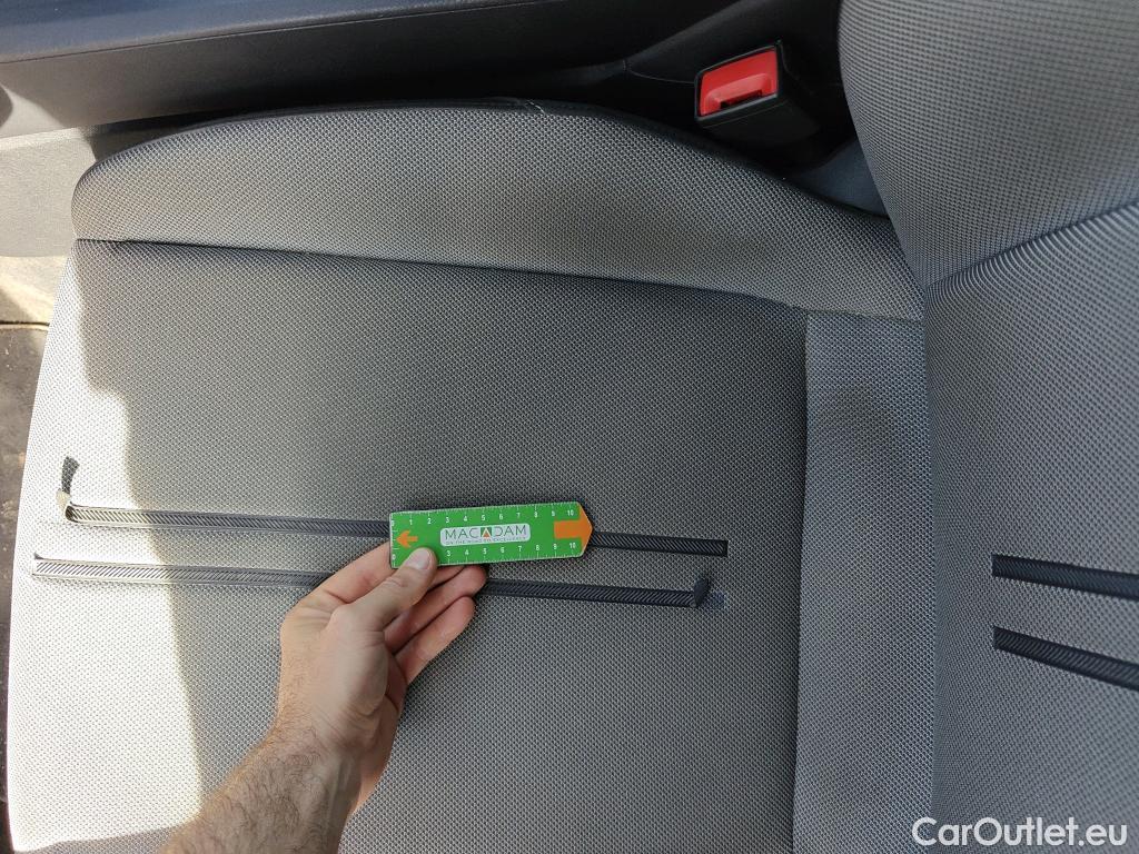  Land Rover  Discovery SEAT Nuevo León / 2020 / 5P / berlina con portón 2.0 TDI 85kW S&S Style Go(SP) #53