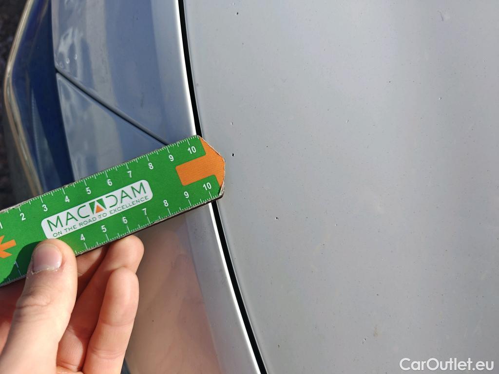  Land Rover  Discovery SEAT Nuevo León / 2020 / 5P / berlina con portón 2.0 TDI 85kW S&S Style Go(SP) #24