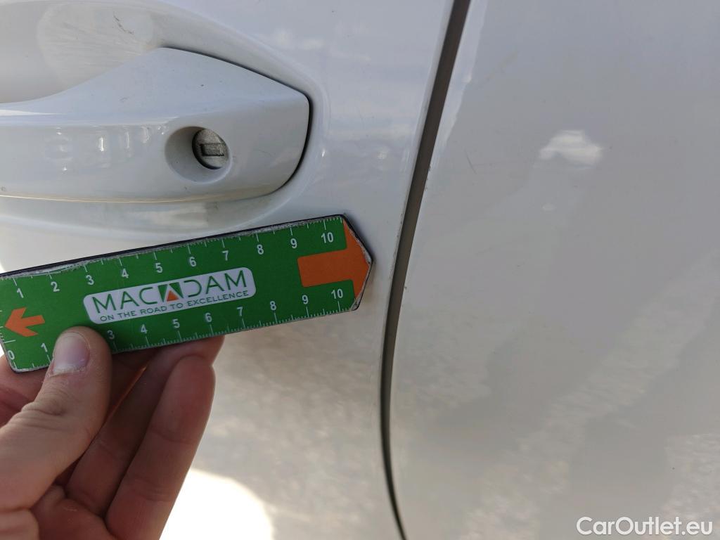  Land Rover  Discovery SEAT Nuevo León / 2020 / 5P / berlina con portón 2.0 TDI 85kW S&S Style Go(SP) #30