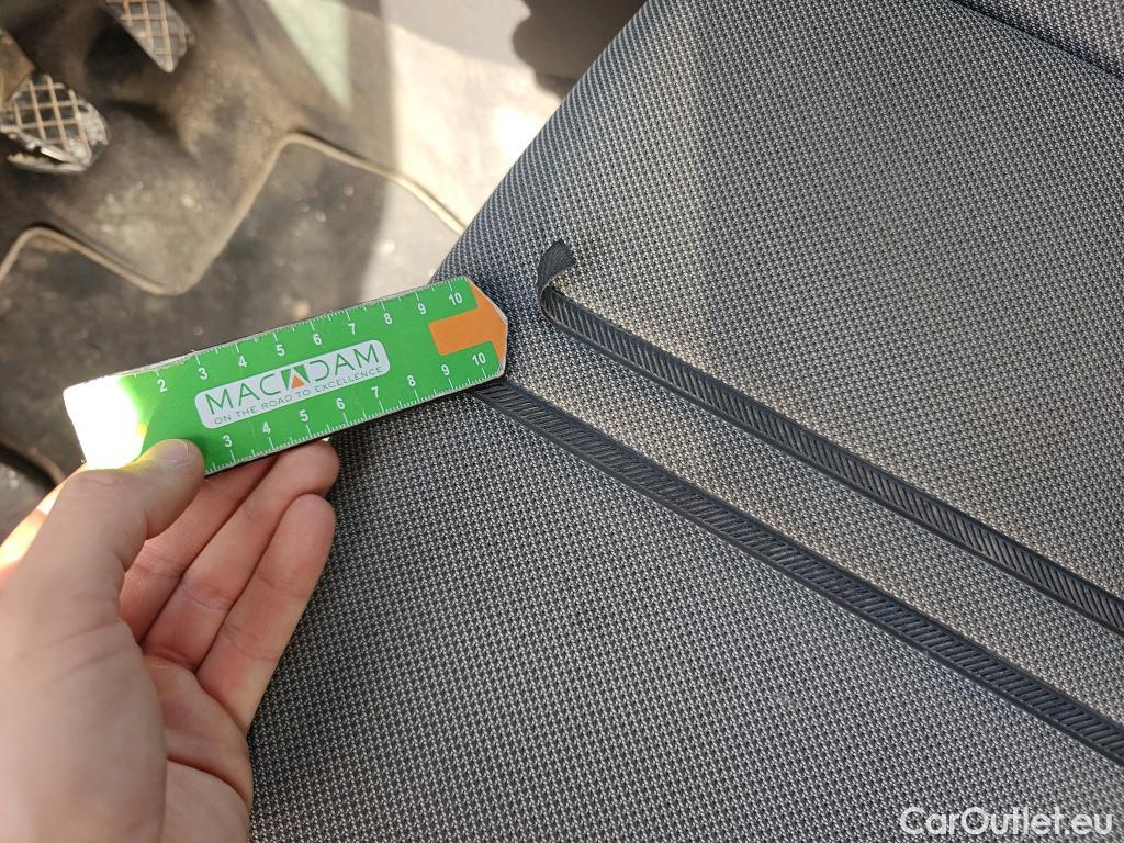  Land Rover  Discovery SEAT Nuevo León / 2020 / 5P / berlina con portón 2.0 TDI 85kW S&S Style Go(SP) #39